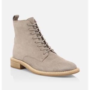 Brand new in box VINCE Cabria boots size 8 light woodsmoke